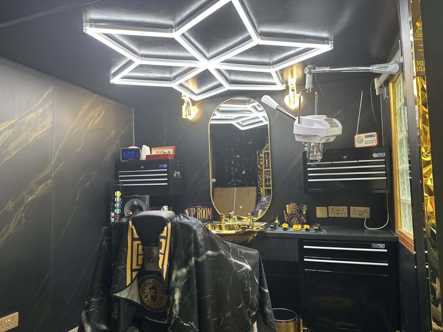 Golden Blade private VIP room